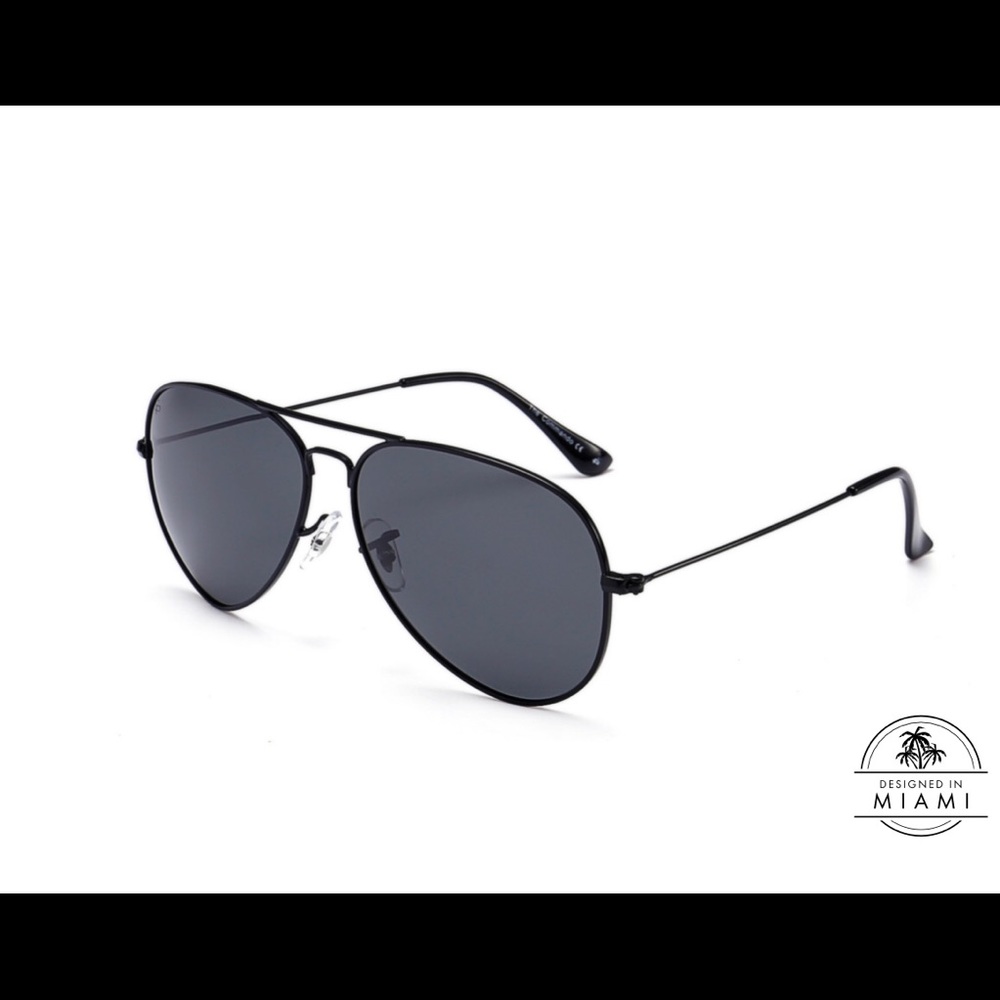 Aviator Sunglasses 🌟NEW🌟